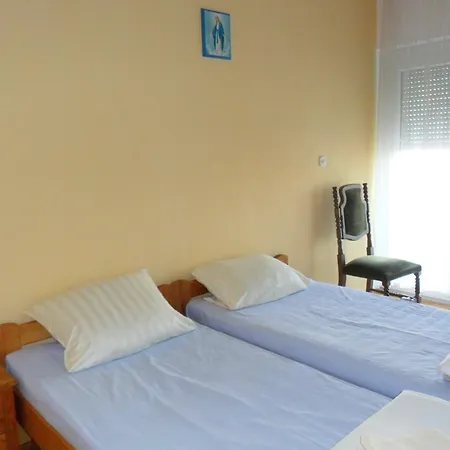 Sobe U Kucanstvu Mbm 3* Međugorje