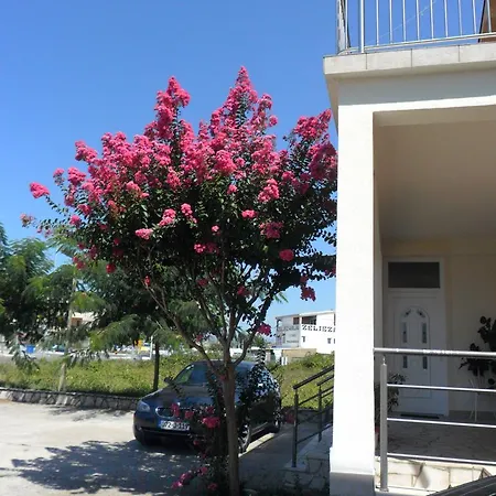 Bed & Breakfast Sobe U Kucanstvu Mbm 3*