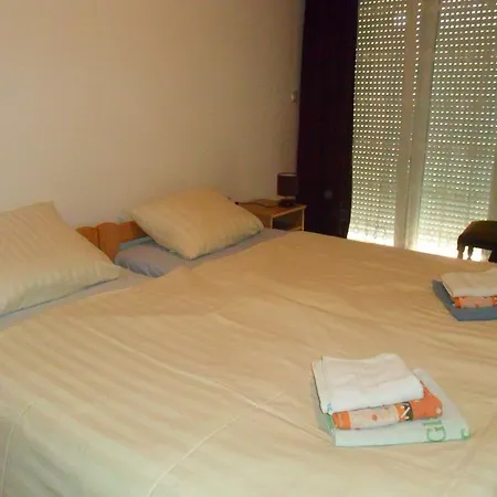 Bed & Breakfast Sobe U Kucanstvu Mbm