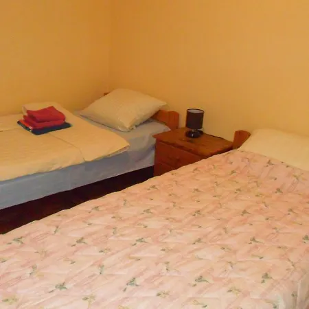 Bed & Breakfast Sobe U Kucanstvu Mbm 3*