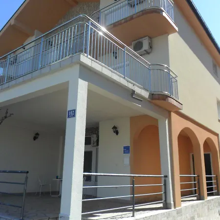 Sobe U Kucanstvu Mbm Međugorje