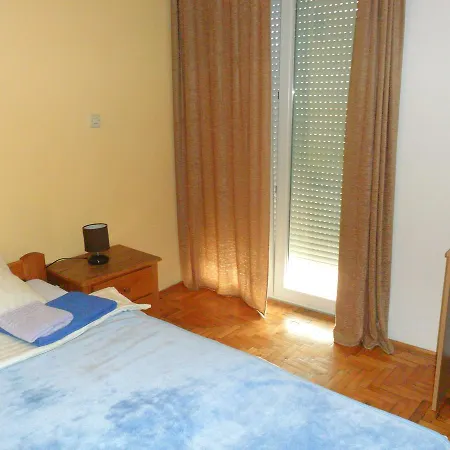 Bed & Breakfast Sobe U Kucanstvu Mbm 3*