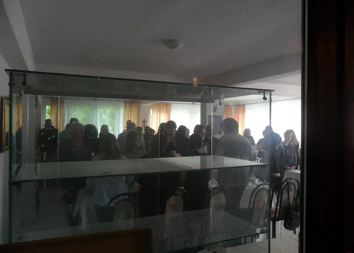 Sobe U Kucanstvu Mbm Отель типа 